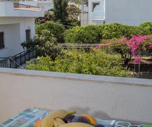 ホテル Zacharo 2*