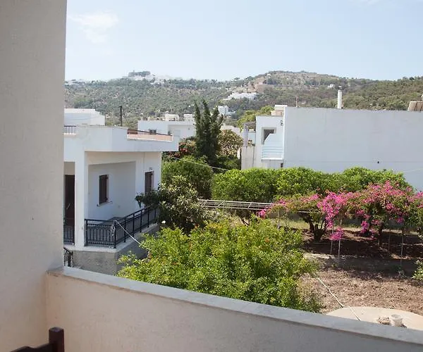 ホテル Zacharo 2*